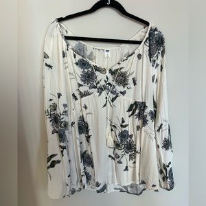 Old Navy White Floral Blouse